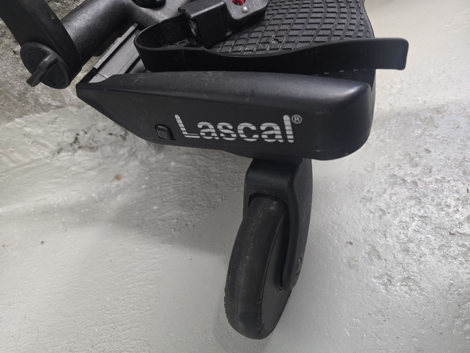 Lascal Accessoires pour poussettes: Lascal Buggy Board Mini black good condition – D'occasion à Horgen par was_9yg7 1