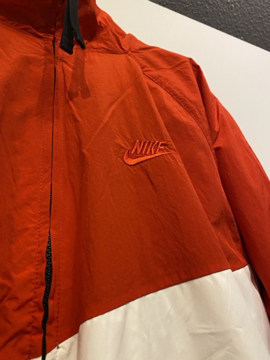 Nike Giacche: Nike Trackjacket L – Usato da zürich venduto da gxx_kng7
