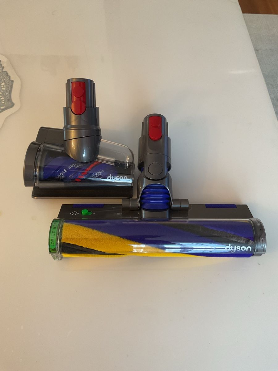 Dyson Staubsauger & Zubehör: Dyson Staubsauger Zubehör – Neu (gemäss Beschreibung) aus Buchs ZH von Maliqi0