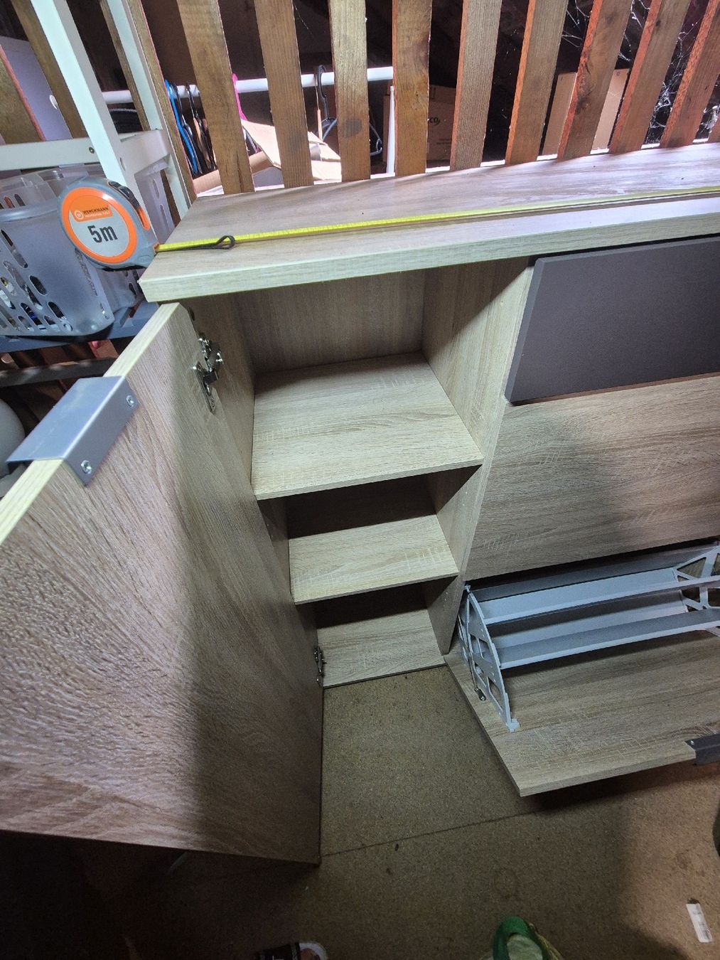 Cassettiere: Sideboard Eiche Optik mit zwei Schuhschubladen und Regalen – Usato da Binningen venduto da jan_v5hs 3