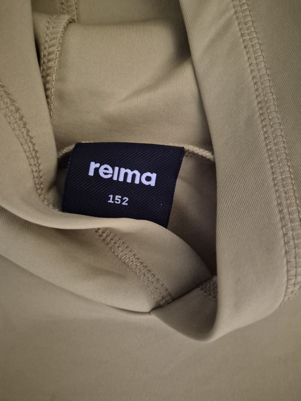 Reima Pulls & Sweat-shirts: Reima Kaputzenpulli Gr. 152 – D'occasion à Therwil par Twista11 1