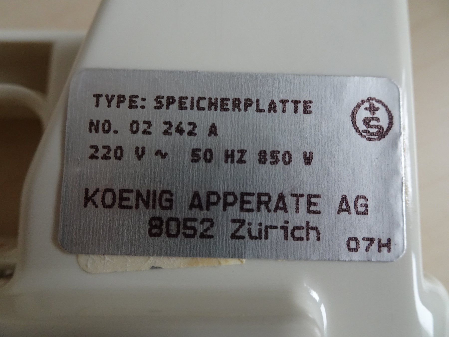 Appareils de cuisine: Chauffe-plats électrique, à accumulation – D'occasion à Confignon par Talenchant73 3