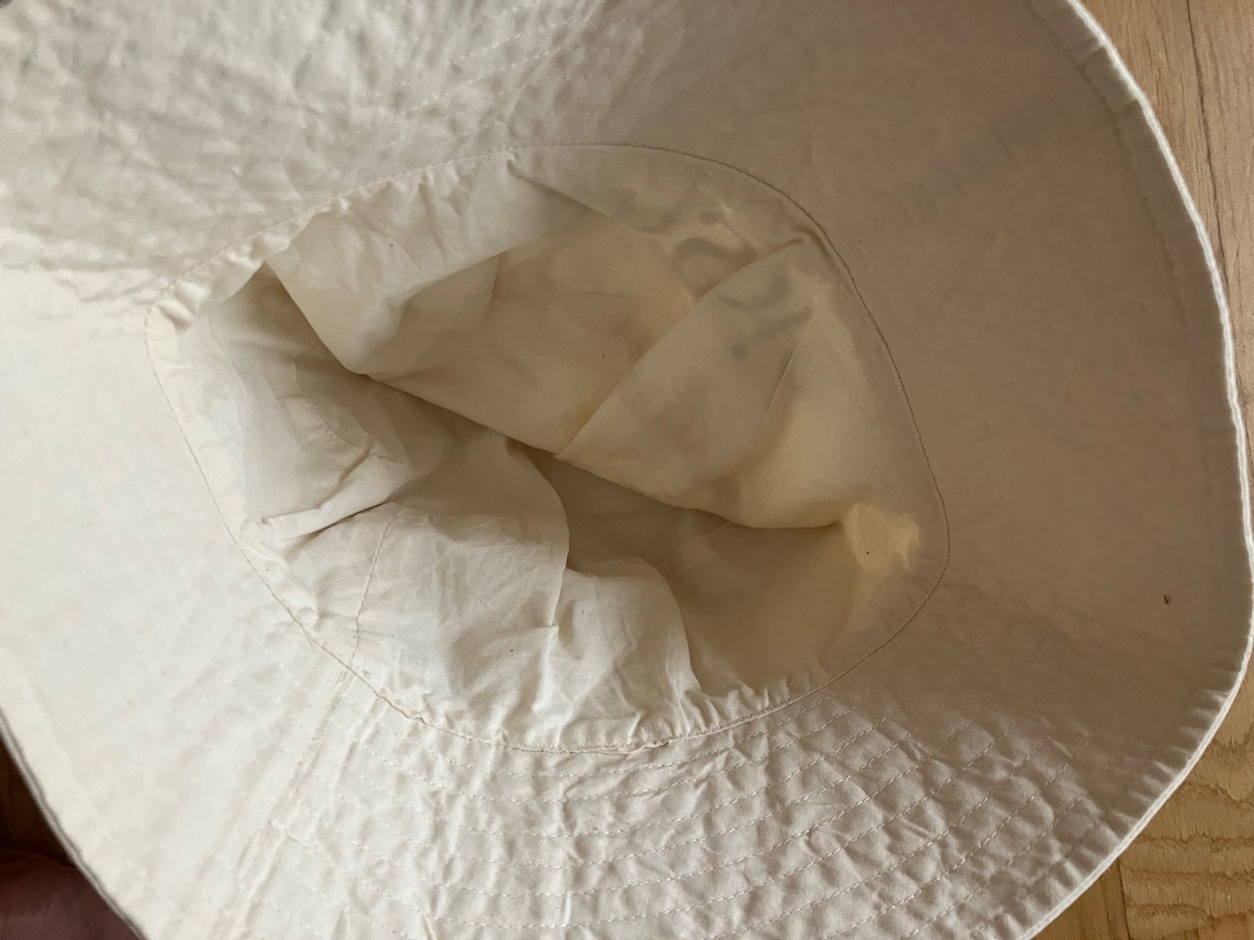 Ensoie Chapeaux, bonnets & casquettes: En soie Sonnenhut – D'occasion à Spreitenbach par schwarzerhase70 1