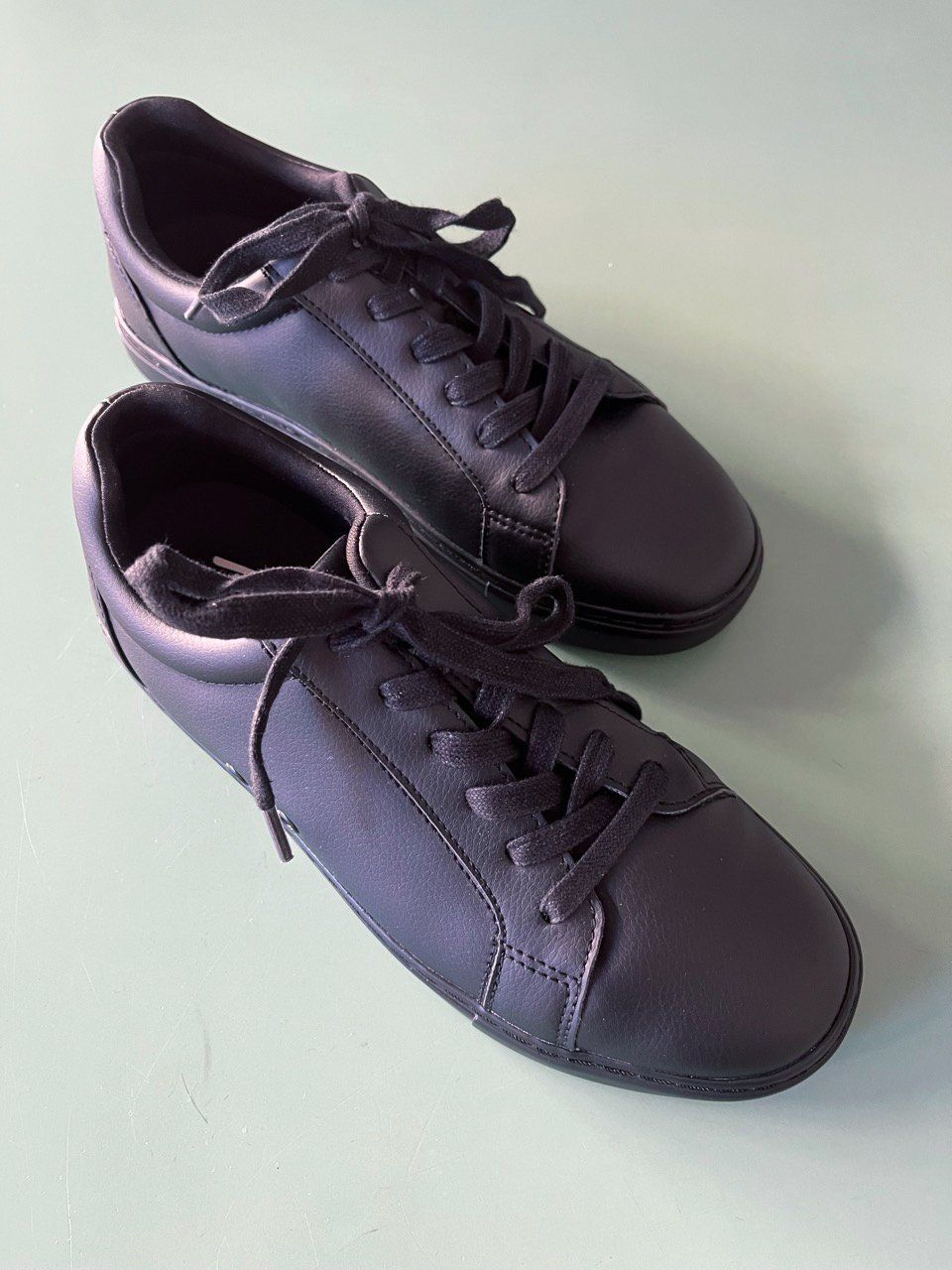 Scarpe da donna: Fuego Sneaker Low-Top, Schwarz – Usato da Zürich venduto da Ypoc 2