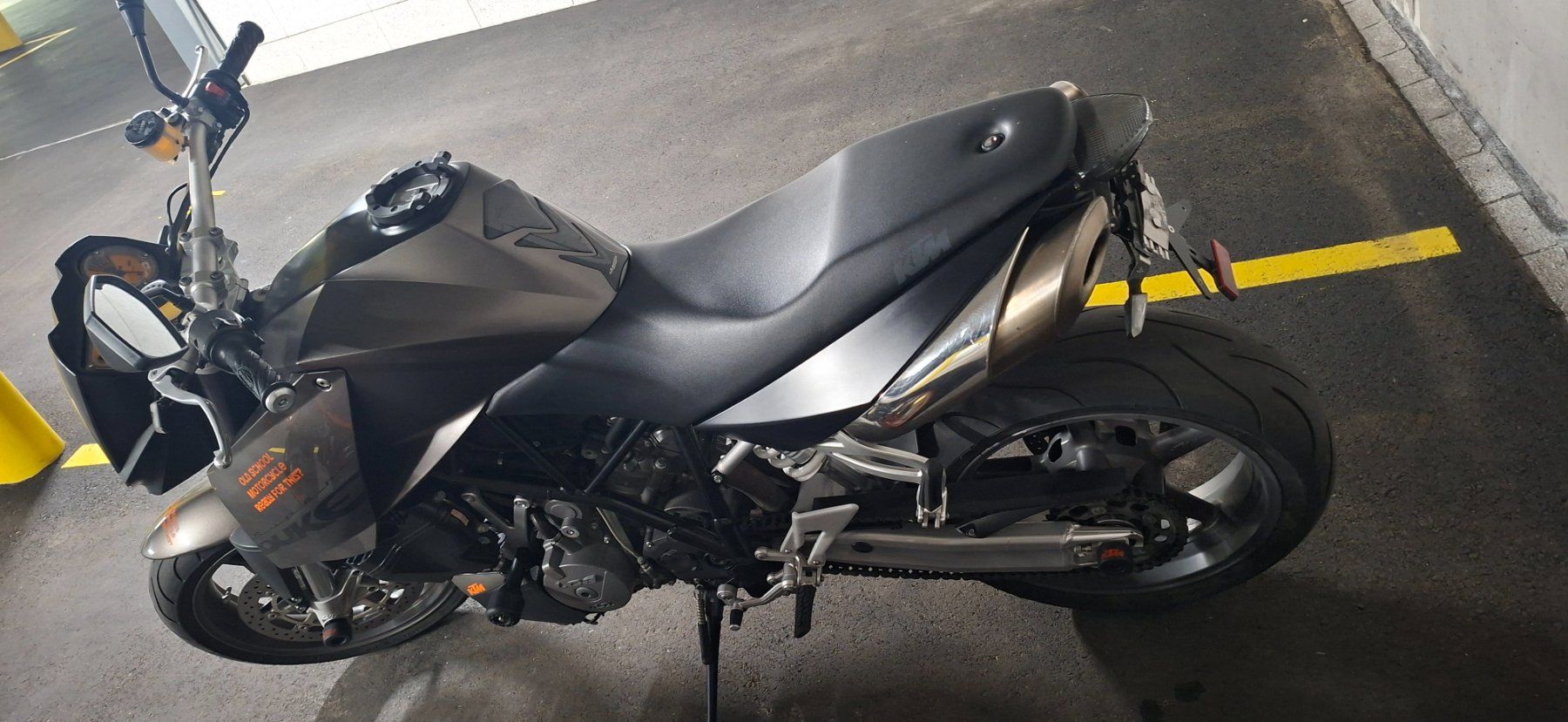 KTM Route: KTM Superduke 990, 37000 km – D'occasion à Domat Ems par Gaar0 2