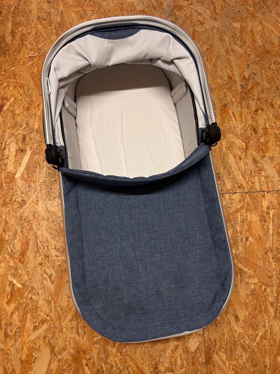 Carrozzine: Kinderwagenwanne dunkelblau mit Verdeck - Kein Gestell!!! – Nuovo e nell'imballaggio originale da zürich venduto da dony1978 6
