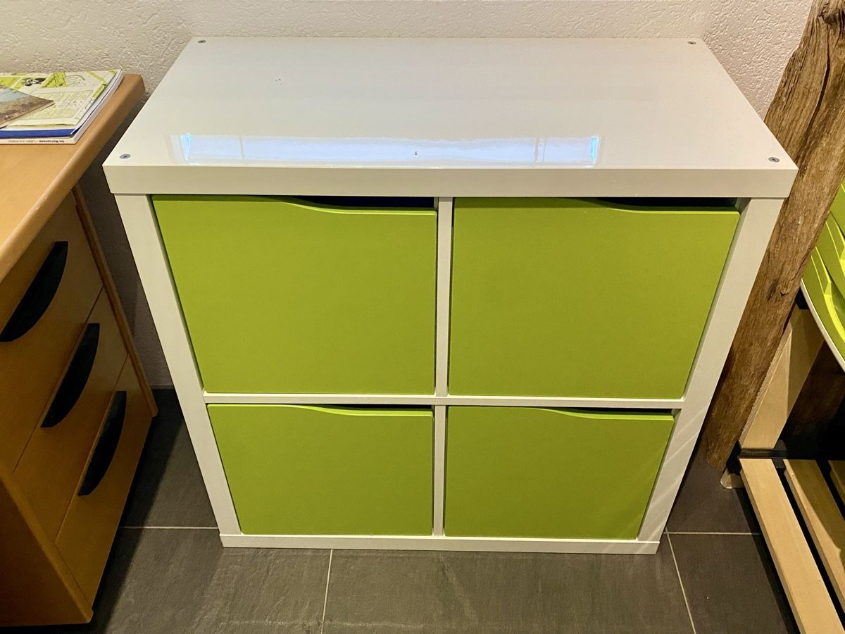 Cassettiere: Cooles Möbel für Büro oder Jugendzimmer – Usato da Murten venduto da Defender10 2