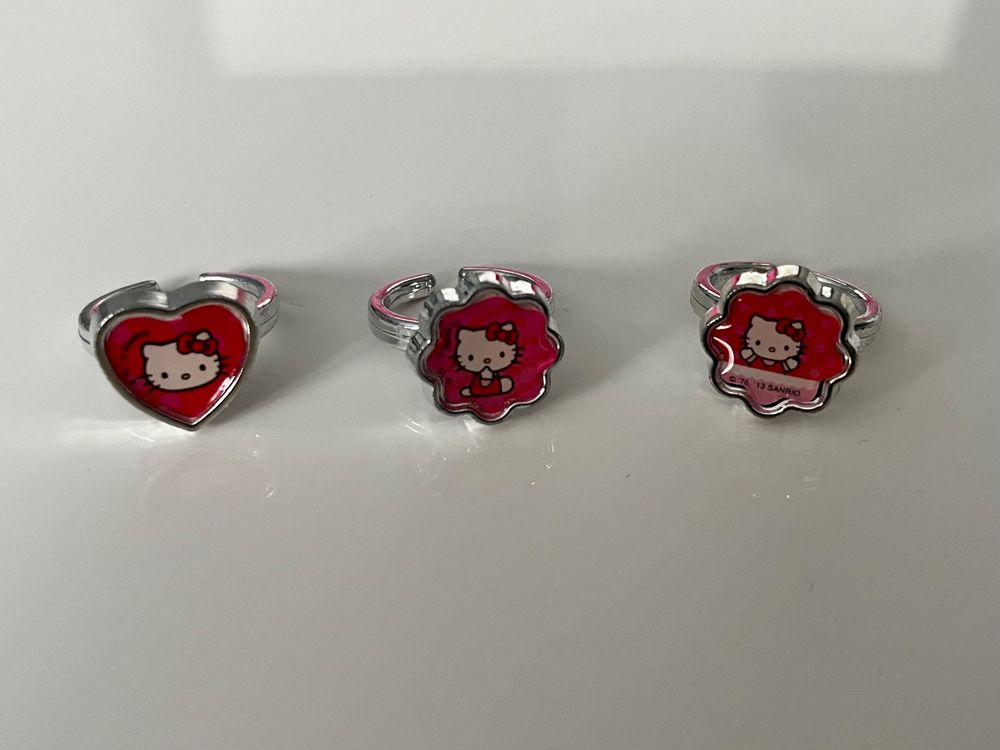 3 Ringe Hello Kitty für Adventskalender (Gebraucht) in Gutenswil für ...