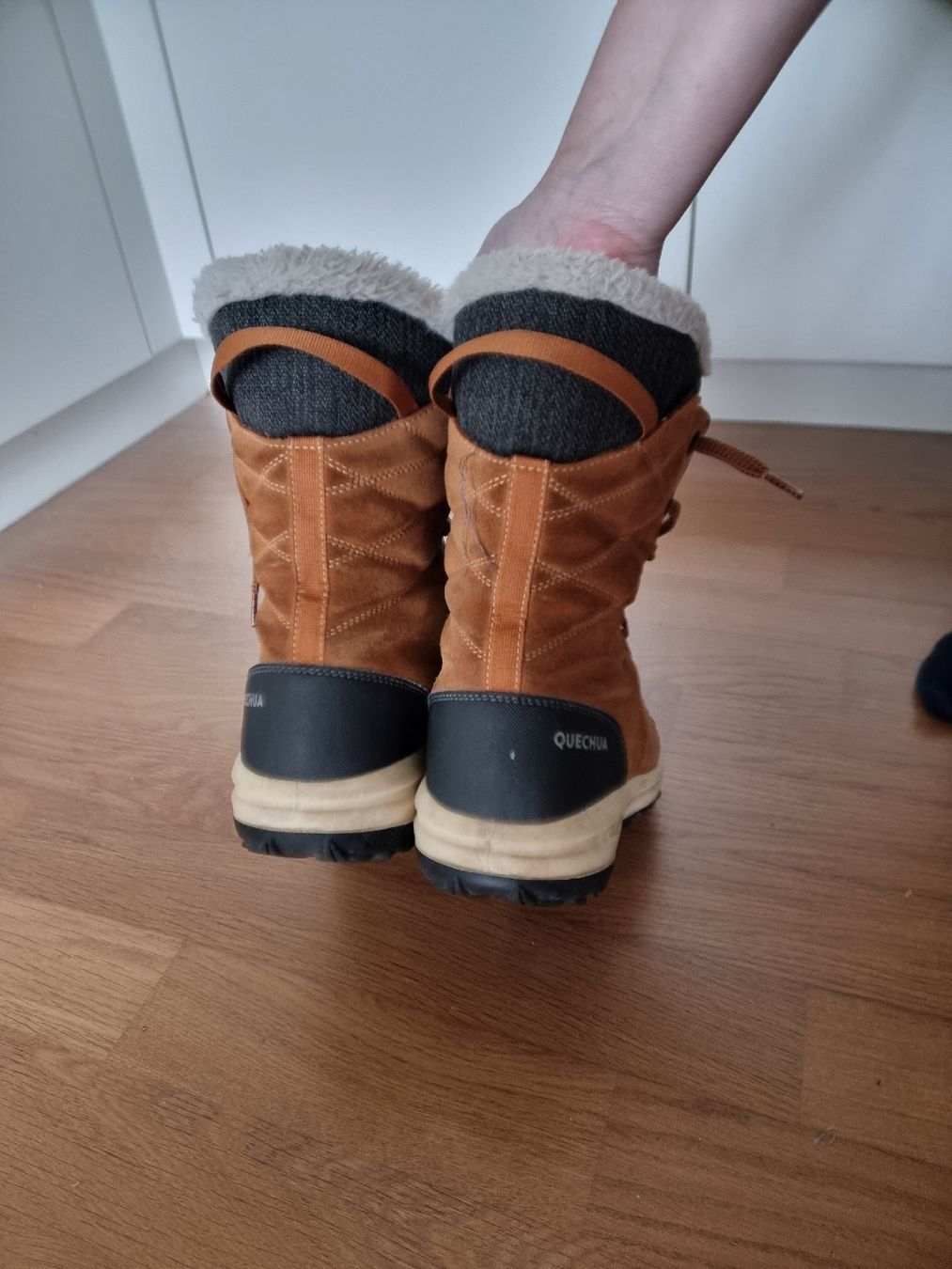 Decathlon Scarpe da donna: QUECHUA Winterstiefel (Gr. 39) – Usato da Zumikon venduto da chv_w96q 4
