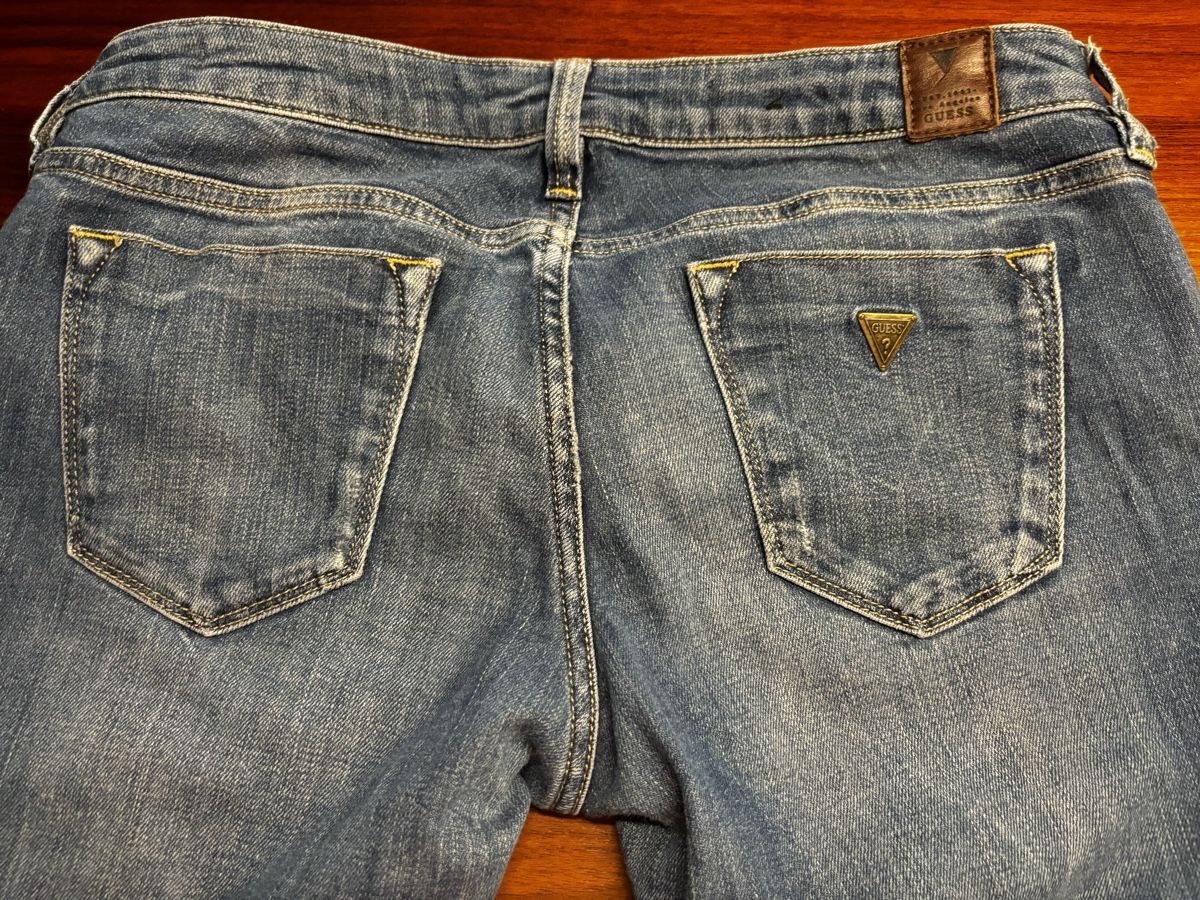 Guess Jeans: Guess – Gebraucht aus Pully von Kalissa 3