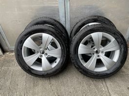Skoda Supberb 3V 215/55 R17 Sommer 5/6mm 3V0 601 025 AS