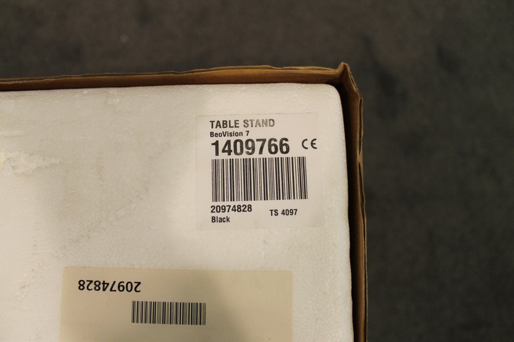 Bang & Olufsen Televisori: BeoVision 7-32 Tischstandfuss 4097 – Nuovo e nell'imballaggio originale da Hochdorf venduto da av-electronics 5