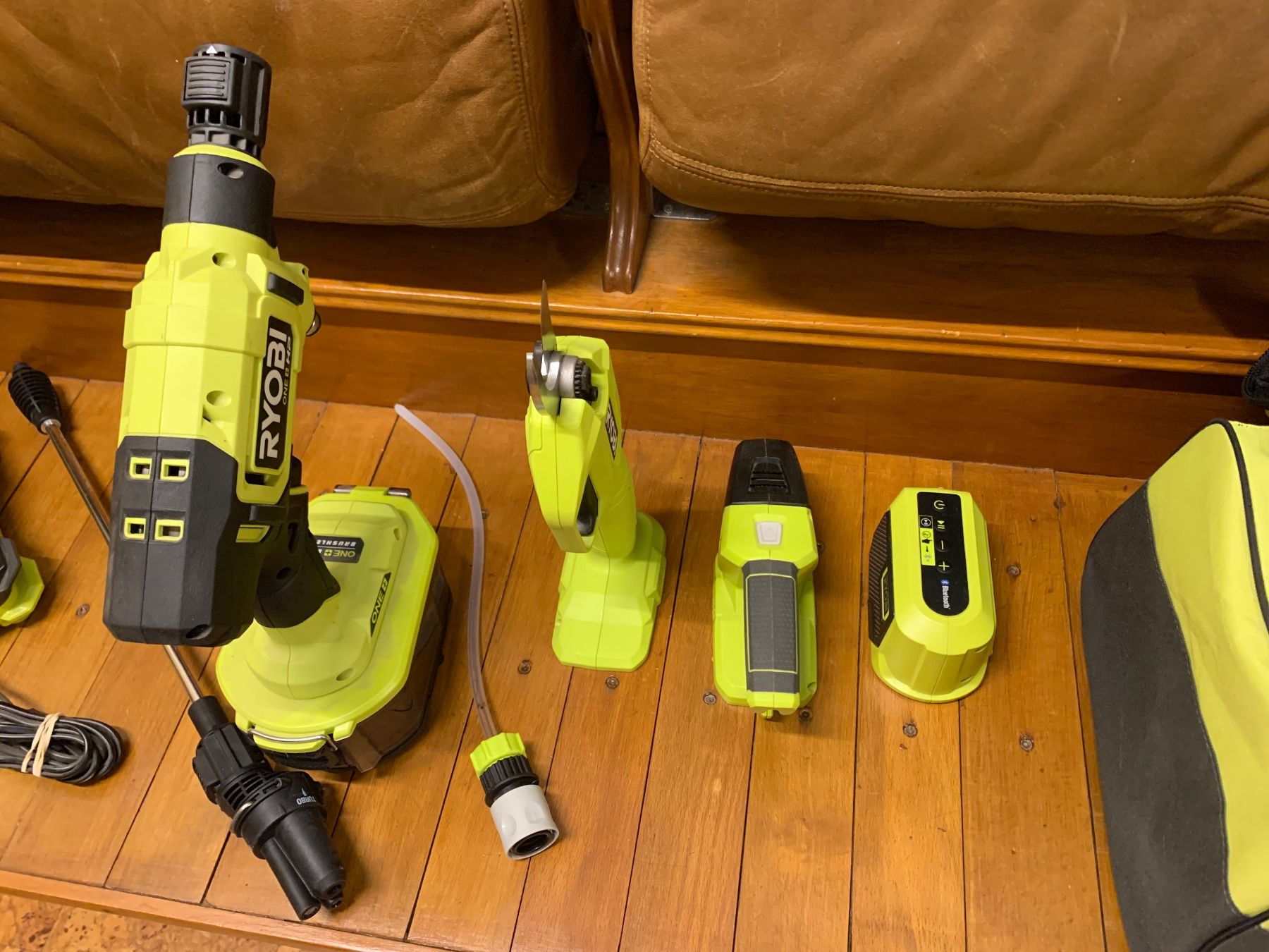 Ryobi Tutti gli attrezzi: Ryobi Werkzeug Sammlung – Usato da Brütten venduto da jas90q 1