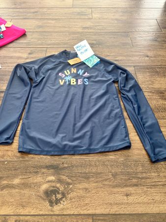NEU UV Tshirt 50+ größe 146/152