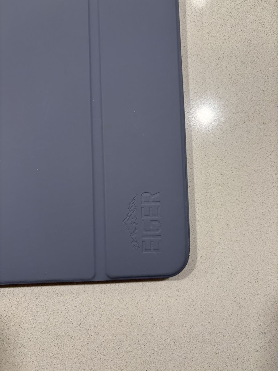 Apple Tablet PC: iPad 11, 128 GB blue mit Hülle – Nuovo (secondo la descrizione) da Lausen venduto da Eskimo2002 1