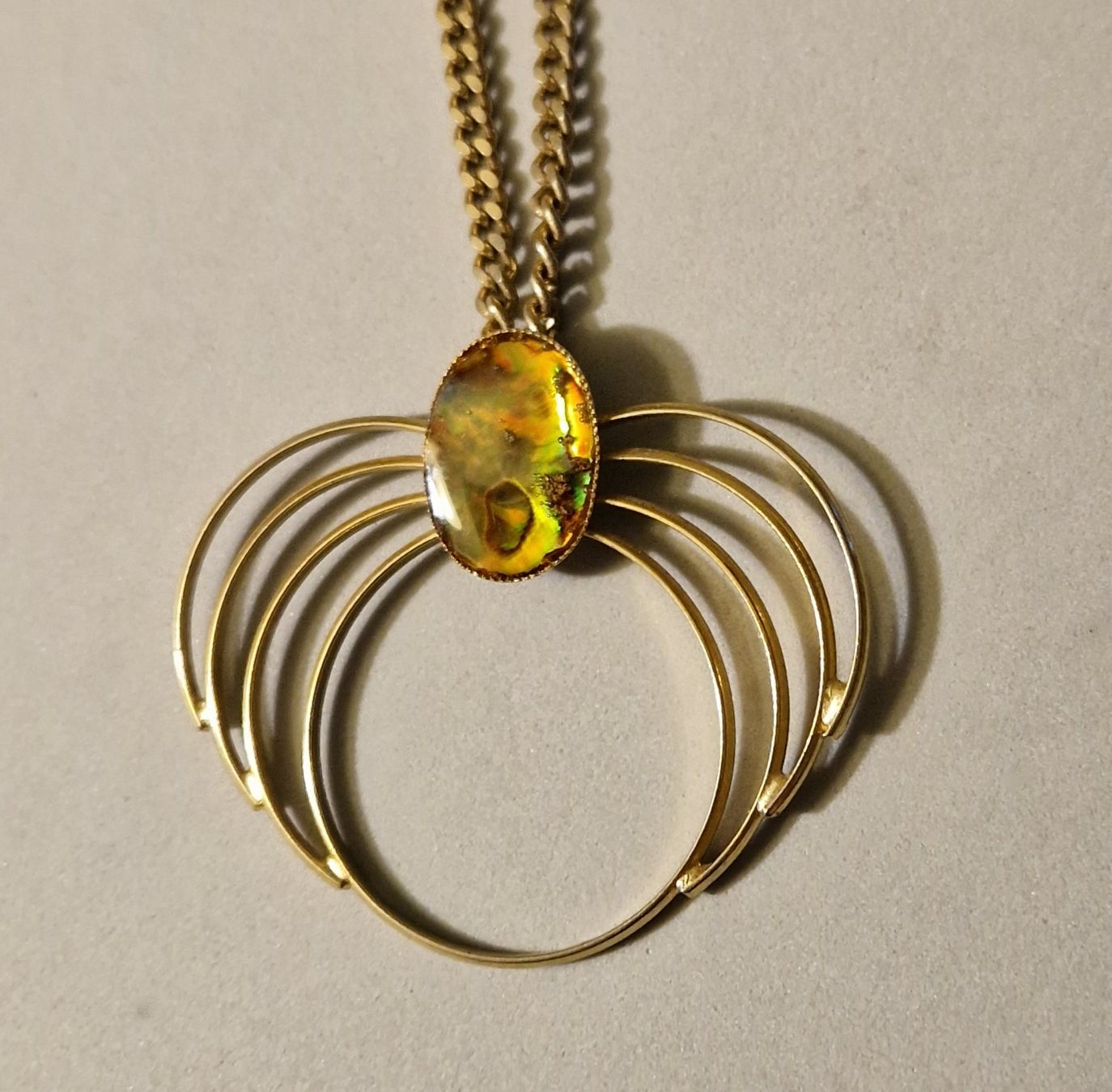 Catenine: Vintage Kette: abstrakt oder stilisierte Spinne mit Abalone – Usato da Zürich venduto da silver-team 3