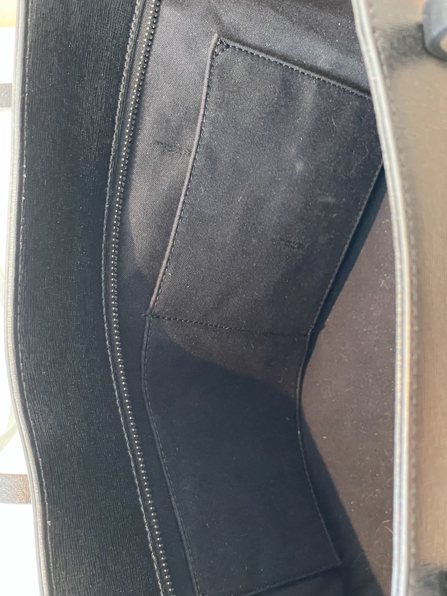 Fendi Borse da donna: Authentic Fendi Shopper with Shearling Logo! – Usato da Corcelles NE venduto da typoerrorist 5