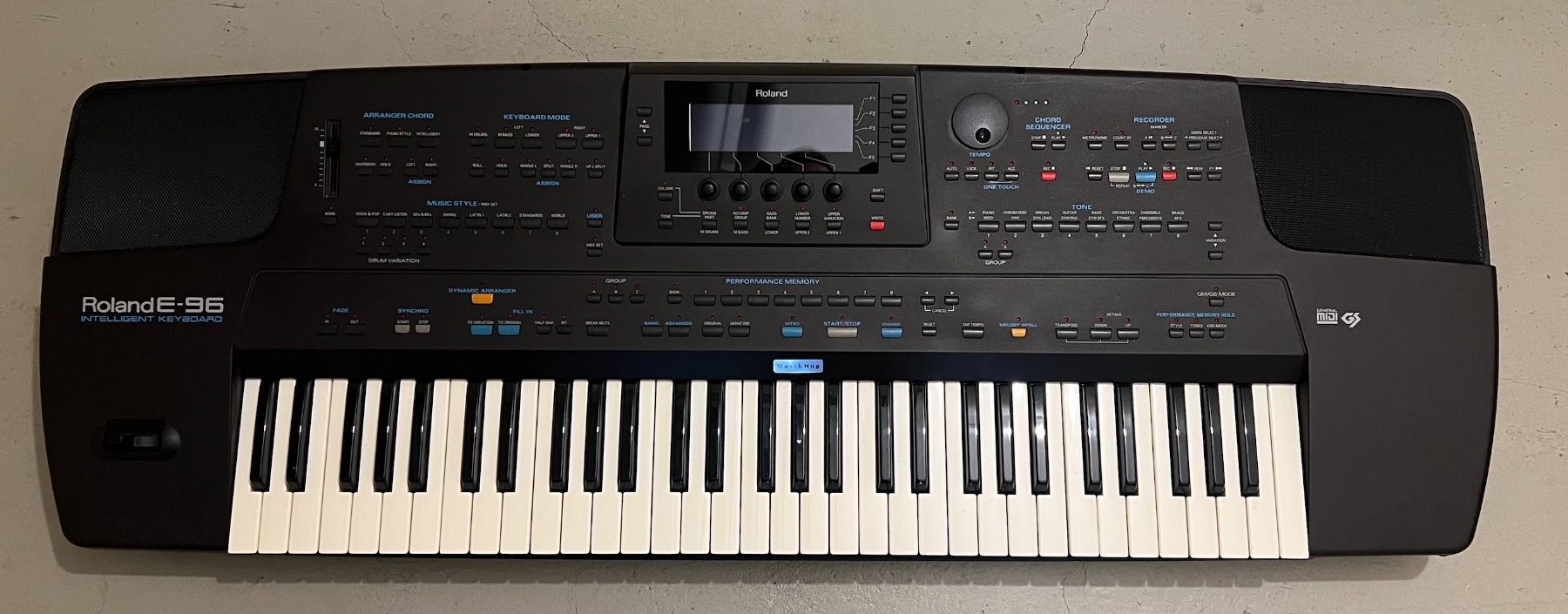 Roland Strumenti musicali: E-PIANO ROLAND E-96 – Usato da Rümlang venduto da reoschi