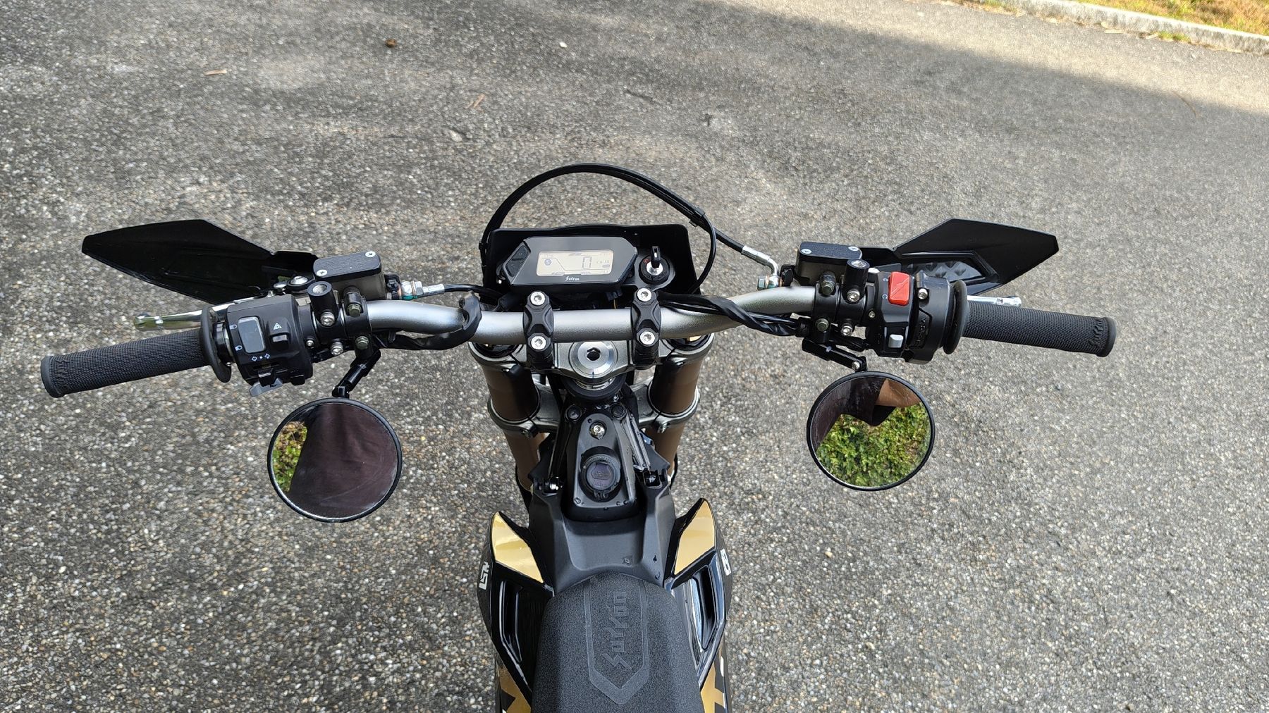 Sur-Ron Enduro: Surron Ultrabee 2025 – D'occasion à Tegerfelden par Motor-Teile 5