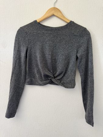 Pull court Only gris taille S bon état