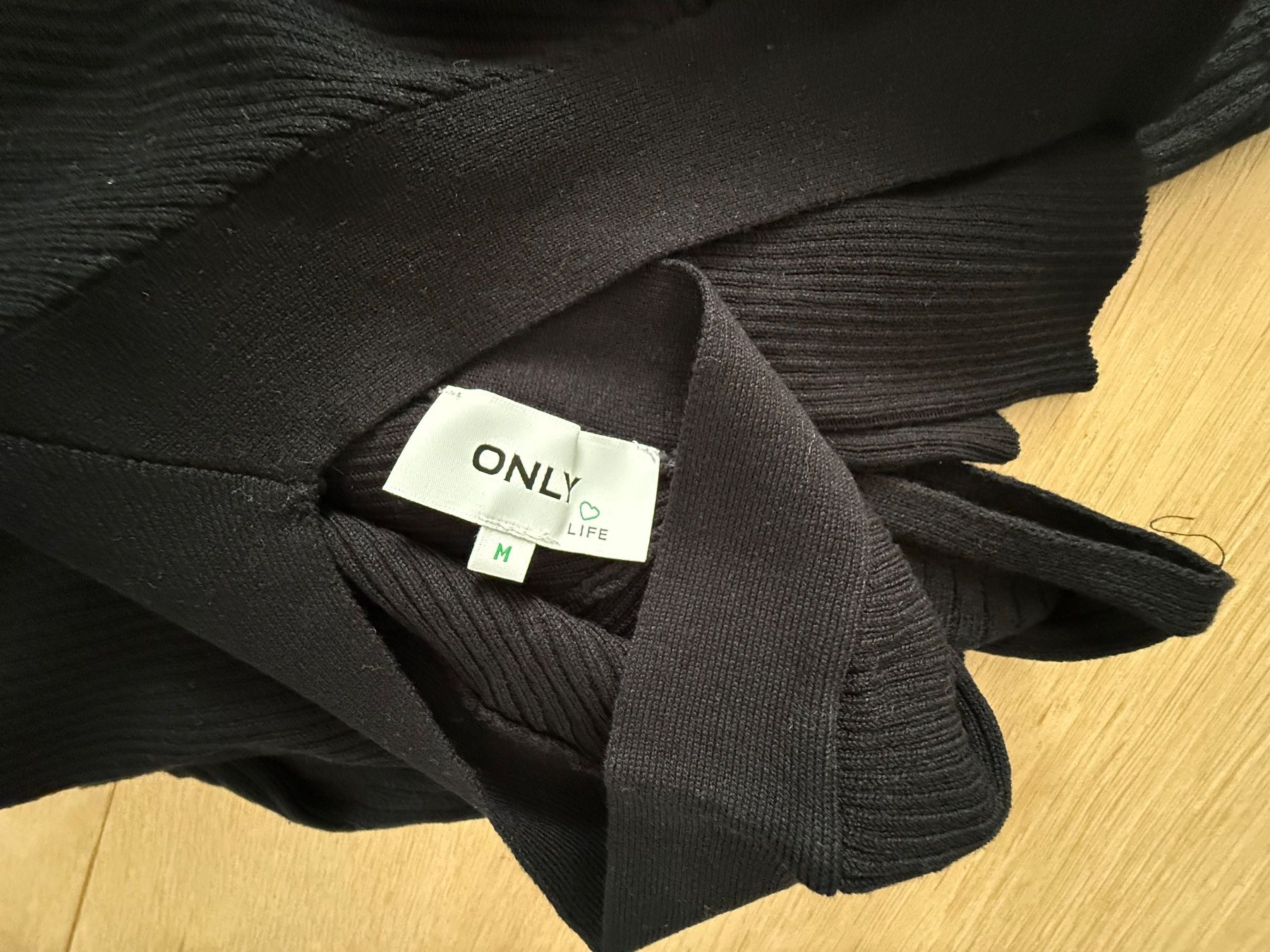 Only Lotti di vestiti: 3 Pullover Damen gerippt, Gr. M Only wie NEU – Nuovo (secondo la descrizione) da Buhwil venduto da Lin66 4