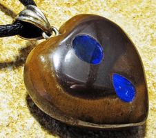 Australischer Opal Herz Anhänger 32.88Ct