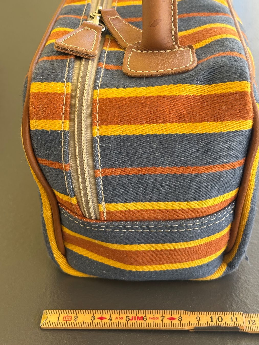Custodie per cosmetici: Necessaire / Toilettentasche – Usato da Luzern venduto da franluz 1
