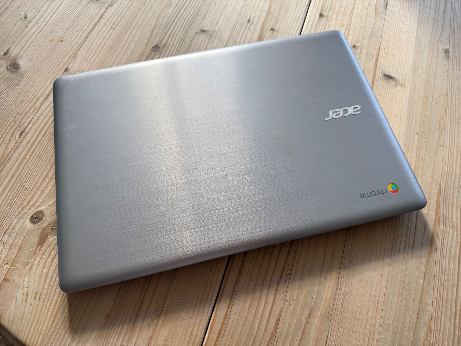 Acer Notebooks: Exclusif ChromeBook sous Linux – Gebraucht aus Leysin von Jamesweb 3