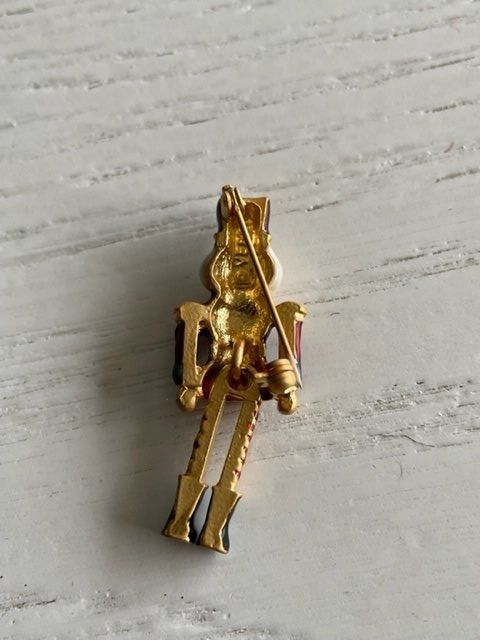 Spille & Fermagli: NEU !!! - Entzückende Nussknacker Pin/Brosche – Nuovo (secondo la descrizione) da La Conversion venduto da angel-gini 2