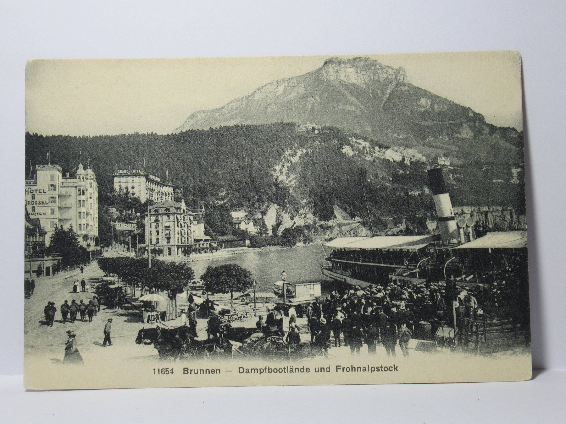 Ansichtskarten: Brunnen , Dampfbootlände und Frohnalpstock , Grand Hotel – Neu (gemäss Beschreibung) aus Grenchen von Bluemchen1900 1