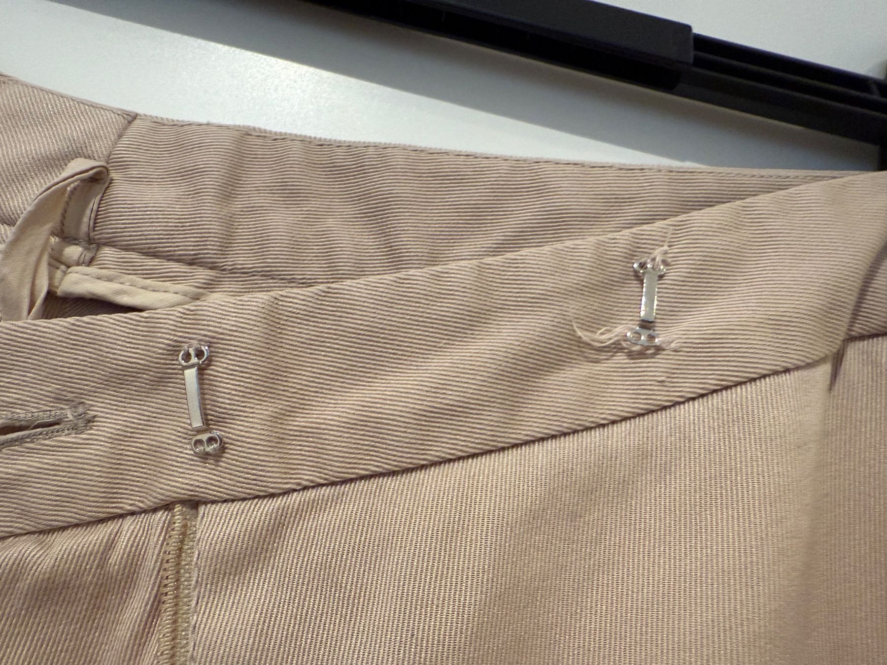 Jil Sander Pantaloni: JIL SANDER trousers size 42 – Usato da Muzzano venduto da Sidney_3 4