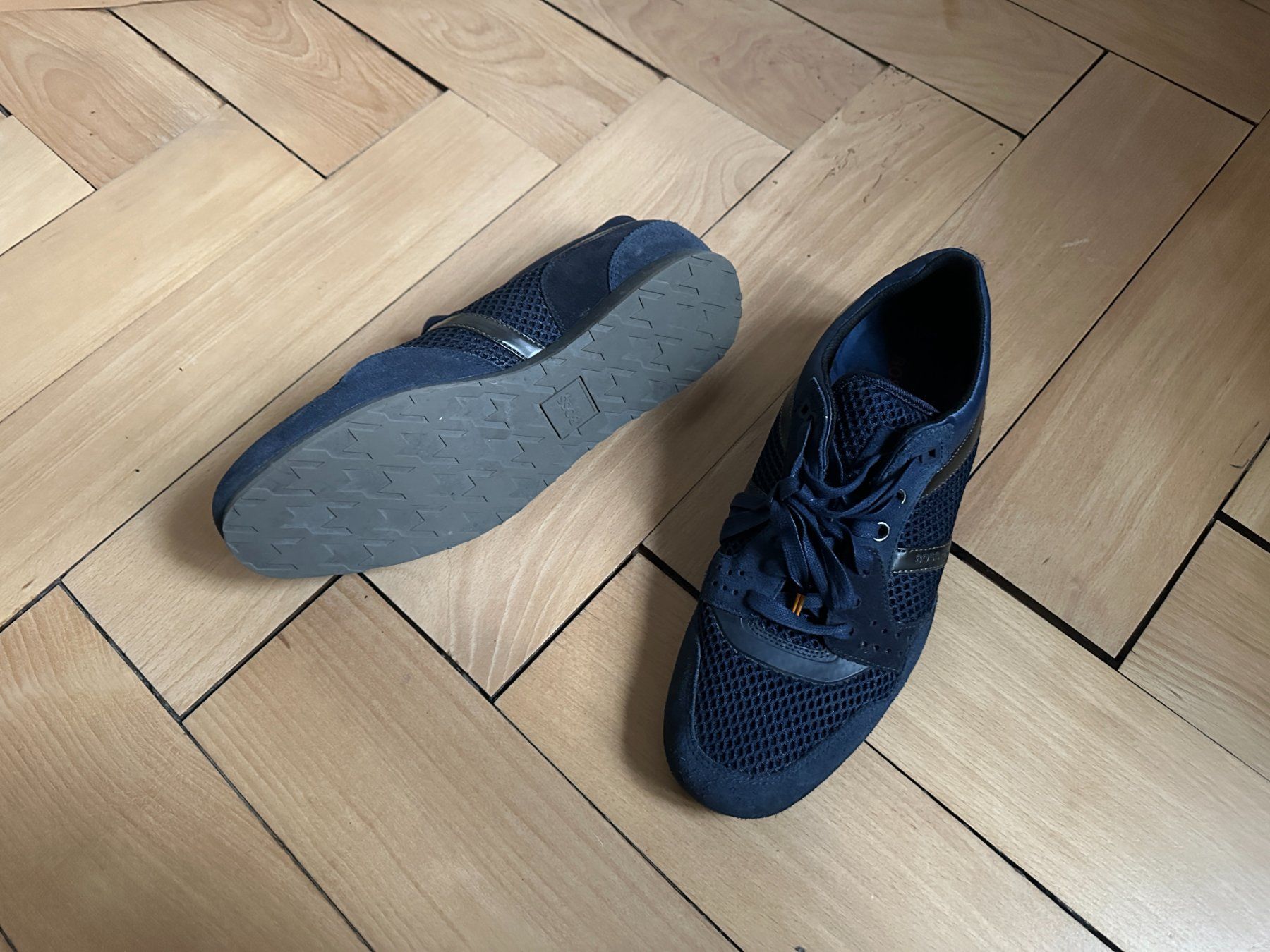 Hugo Boss Chaussures hommes: HUGO BOSS - Sneaker dunkelblau 43 – D'occasion à Zürich par Diazaio 3