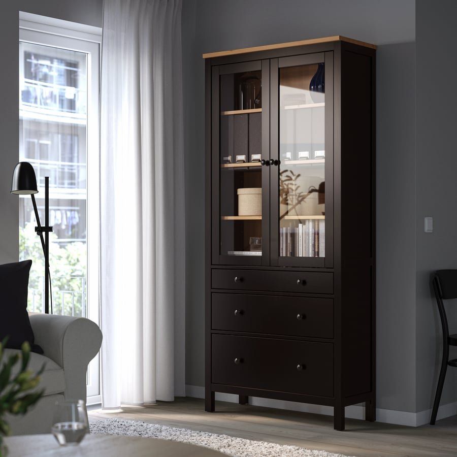 Ikea Vetrine: Ikea Hemnes Vitrine Schwarz – Usato da Aarburg venduto da Natmaas98