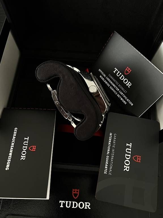 Tudor Uhren: Tudor Black Bay aus 2023 – Gebraucht aus Wigoltingen von Lhp 3