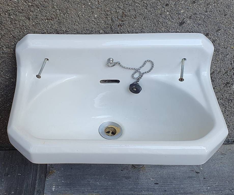 Lavabi & lavandini: Lavabo- antikes Handwaschbecken, weiss – Usato da Winterthur venduto da BauTeilLaden2000 1