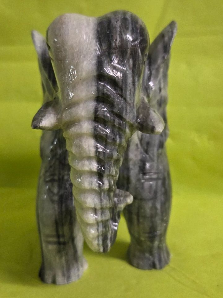 Sculture & Statue: Schöner Elefant aus Marmor 15cm – Nuovo (secondo la descrizione) da Roggliswil venduto da Mabelco 2