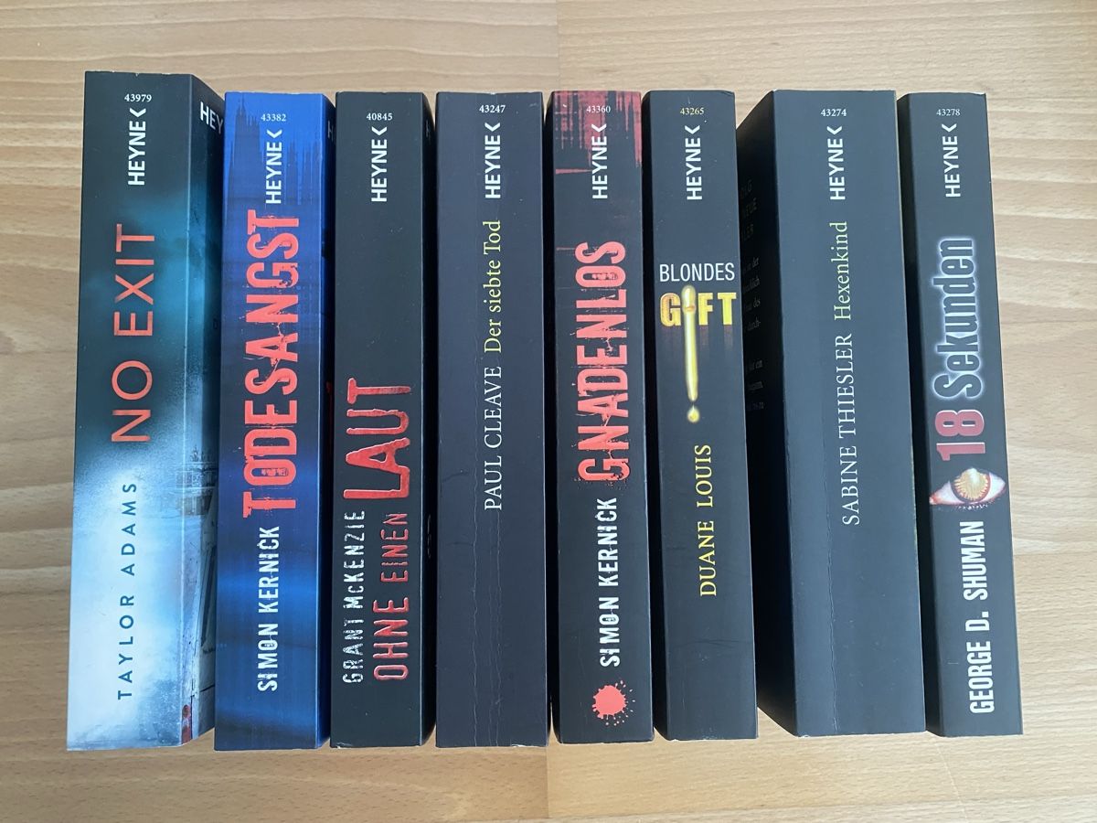 Bücher: Bücherpaket Thriller – Gebraucht aus Rümlang von sno_w8yd