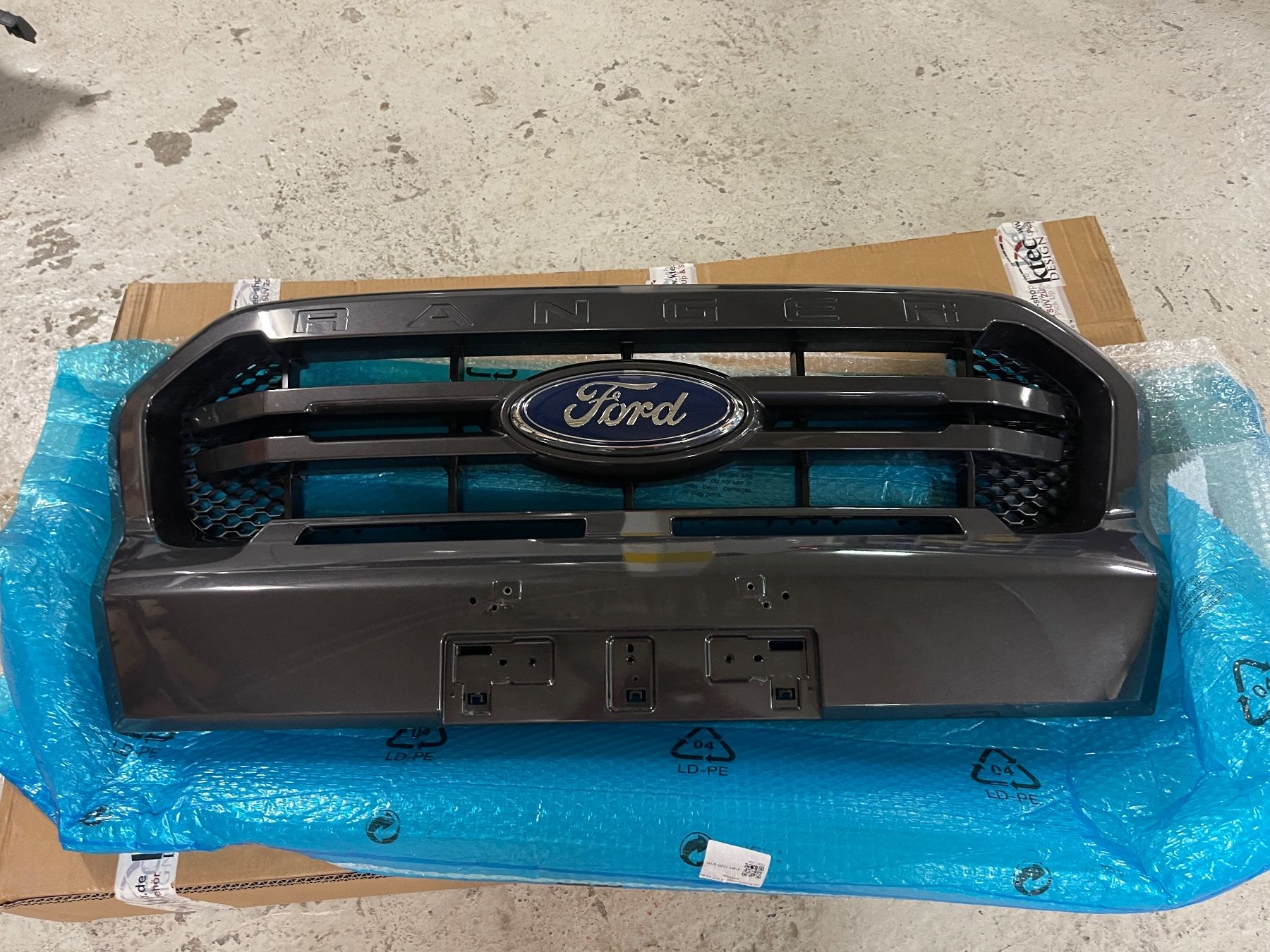 Ford Alle Autoersatzteile: Kühlergrill Ford Ranger 2019- – Neu (gemäss Beschreibung) aus Roggwil BE von piccu85