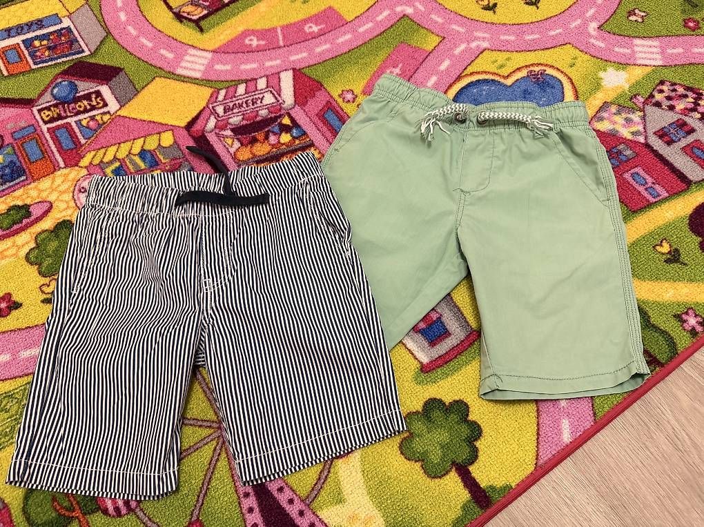 Pantaloni: Shorts, Junge, 104 – Usato da Wilen b. Wil venduto da carpediem25