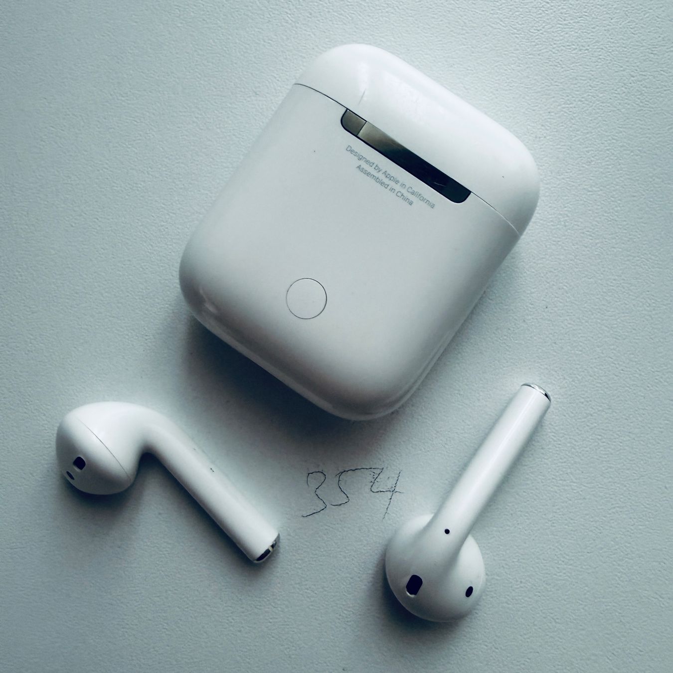 Apple Kopfhörer: Original Apple AirPods 2 Gen. Wireless Kopfhörer & Case – Gebraucht aus Basel von MY.AIRPODS.SHOP 7