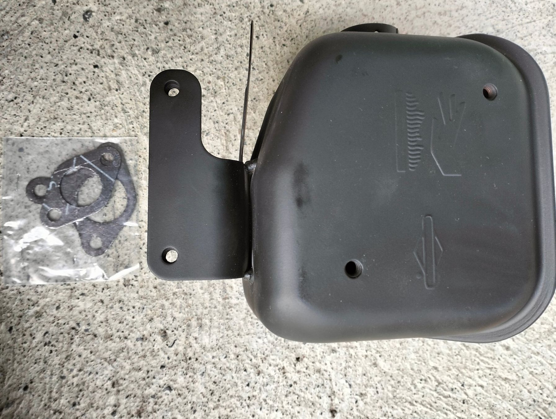Sistemi di scarico: Schalldämpfer Briggs und Stratton 591837 – Nuovo e nell'imballaggio originale da Oberdorf NW venduto da heiper75 3