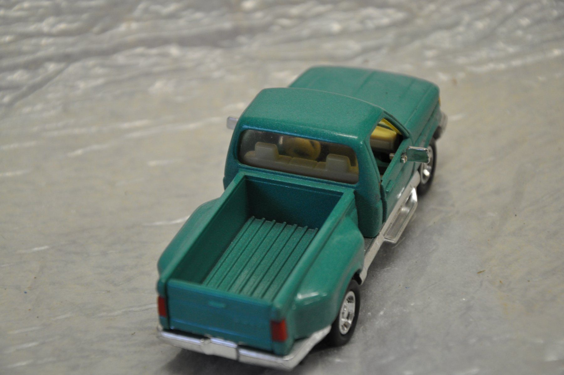 Ford Modellini d'auto: Ford F150 – Nuovo e nell'imballaggio originale da Ebnat-Kappel venduto da Aallerlei 3