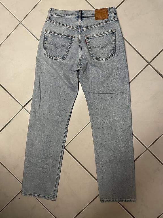 Jeans: Lewis 502/90s Damen-Jeans hellblau – Gebraucht aus Möriken AG von nipamijule 1