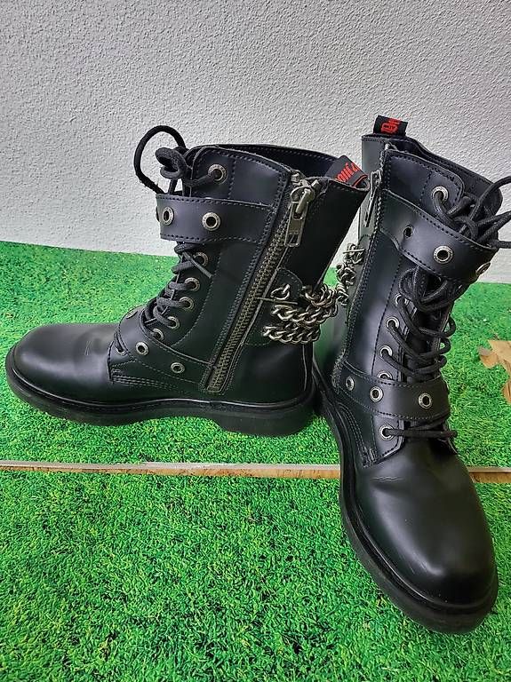 Herrenschuhe: Demonia Boots Schuhe Grösse 8 – Neu (gemäss Beschreibung) aus Gossau SG von rotestahlsau 2