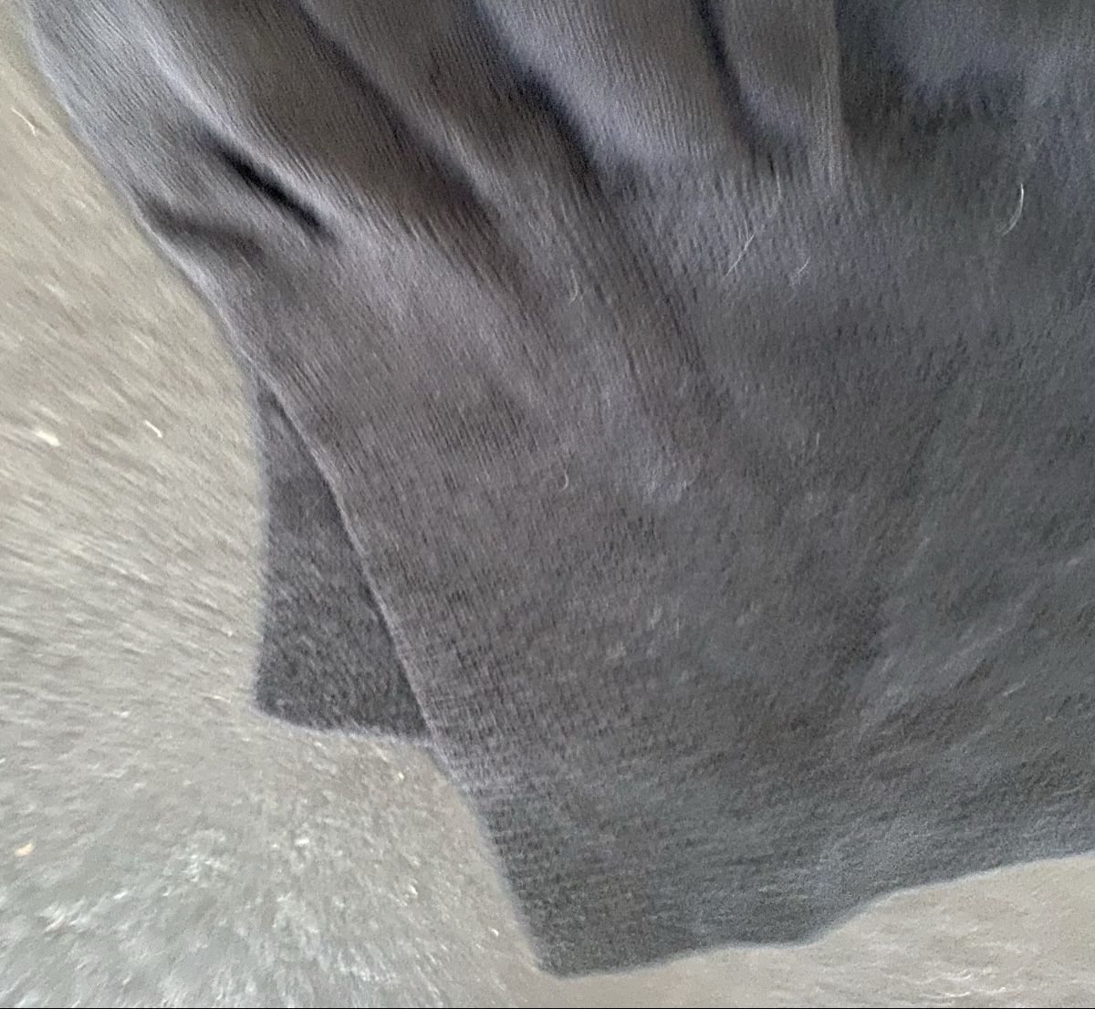 T-shirt: Schwarzer Baumwollpullover, Grösse S, Top Zustand! – Usato da Chur venduto da simhofstr 1