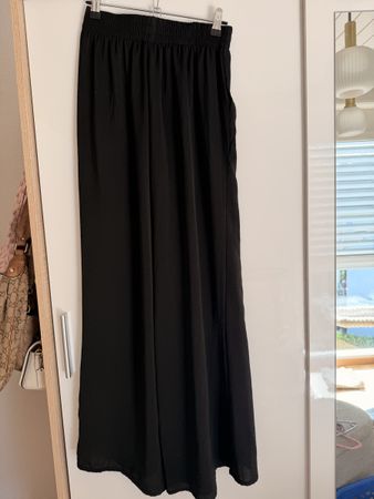 Hosen schwarz satin Zara Grösse S