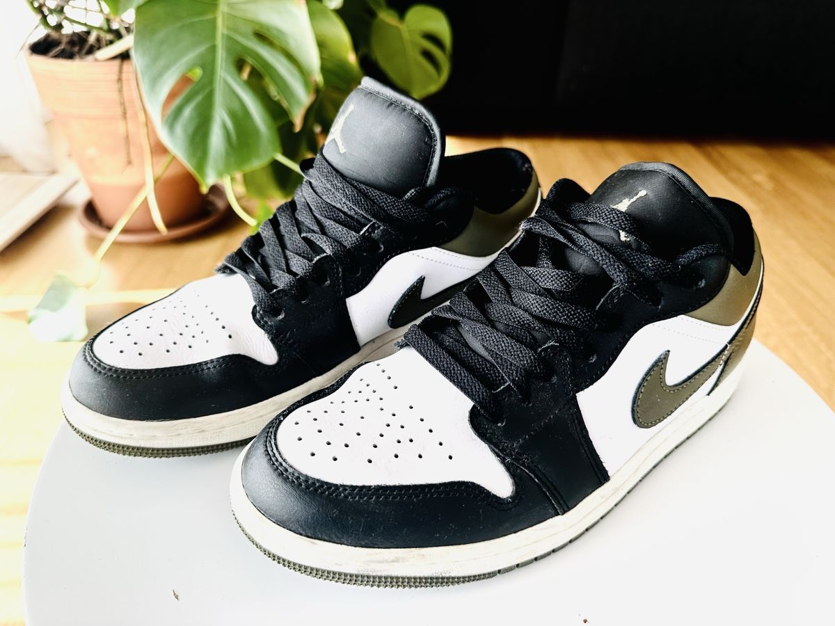 Jordan Scarpe da uomo: Nike Air Jordan 1 Low Olive Gr.41 – Usato da Zürich venduto da BLAU.blue 1
