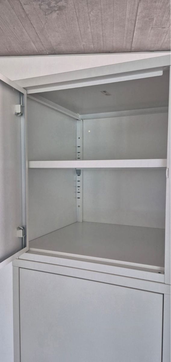Ikea Armadi: 2 IKEA Hällan Metallschränke – Nuovo (secondo la descrizione) da Zürich venduto da mue_8vws 1