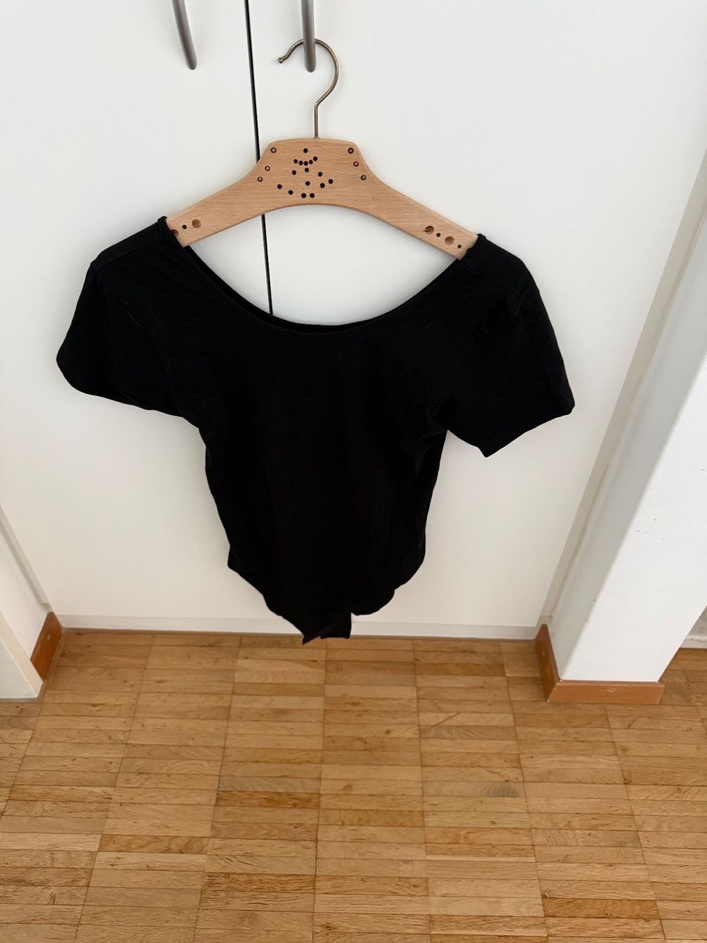 Altra biancheria intima: Body Gr. XL mit kurzen Aermeli schwarz – Usato da Dällikon venduto da dahi1 1