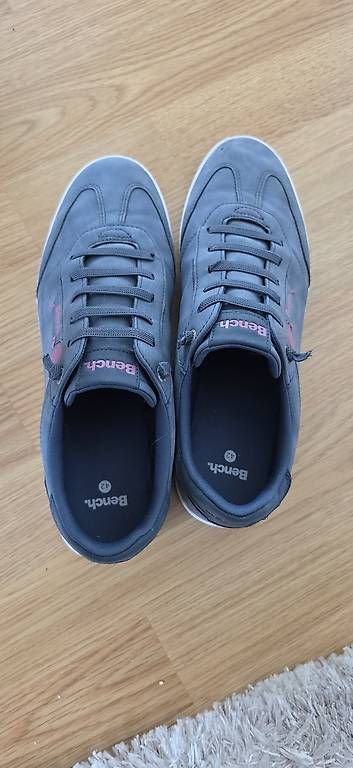 Bench Scarpe da donna: Bench Grösse 42 – Usato da Bremgarten AG venduto da HunnyBxB